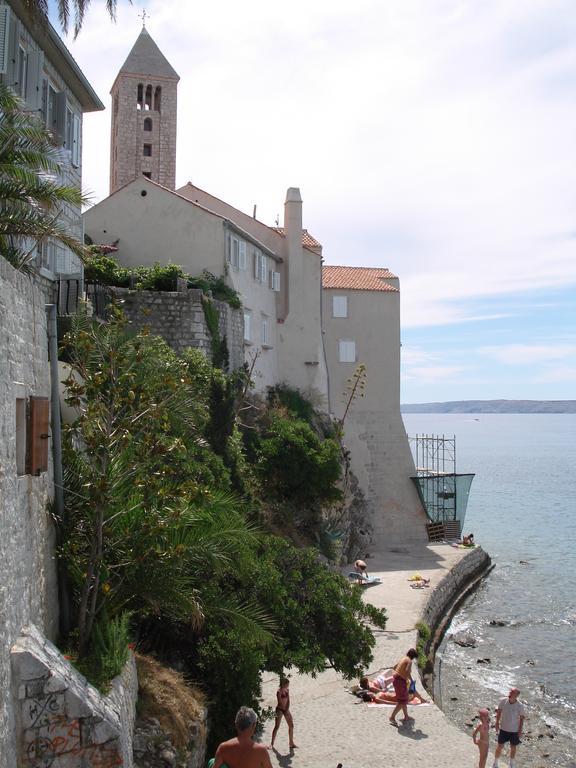 Apartment Tea Rab Town Quarto foto